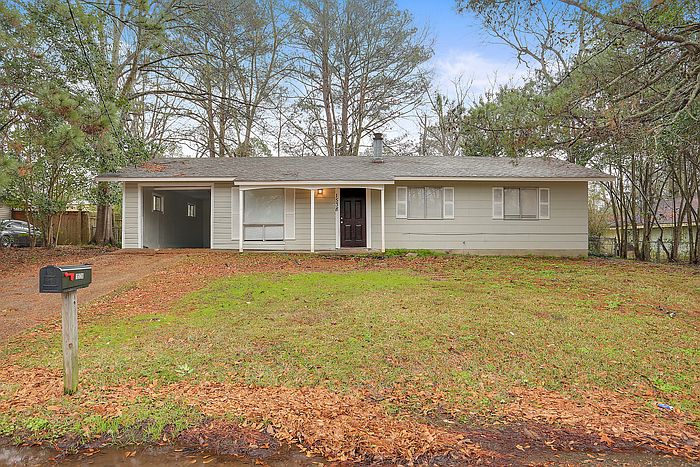 1st image of 1538 Woody Dr