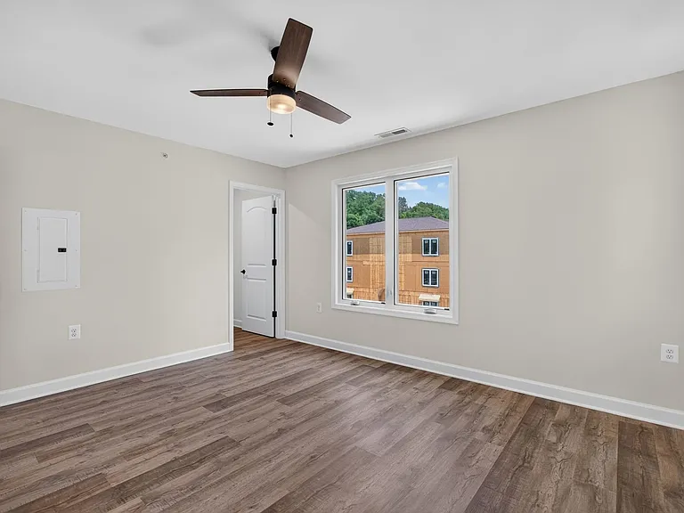501 Roman Way #101 — Photo 21