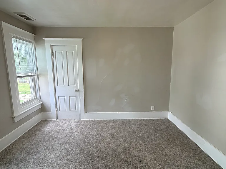 219 Boody St #219 — Photo 7