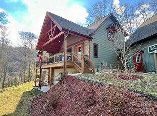 58 Flagstone Rdg, Waynesville, NC 28785