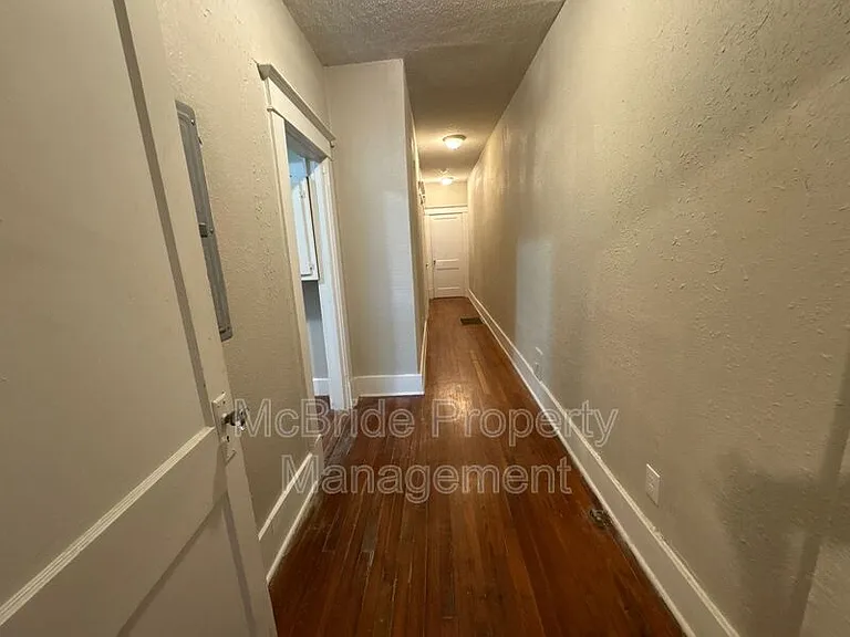 1110 Troupe St — Photo 7