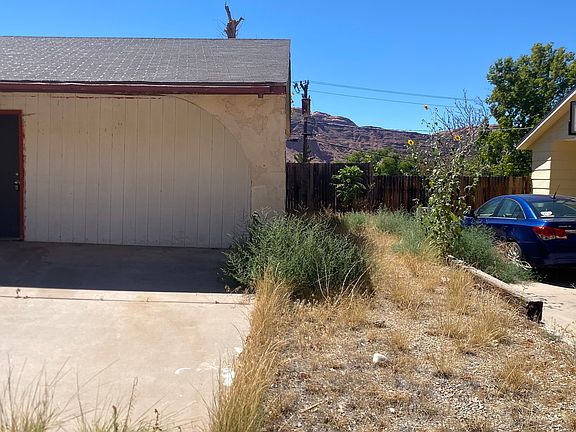 5th image of 276 Hillside Dr