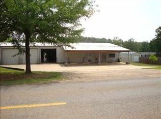 290 E Mountain Rd, Longview, TX 75604