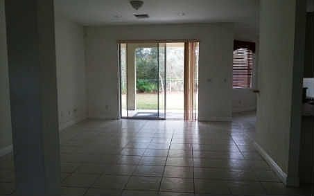 2nd image of 347 Chicago Way NE