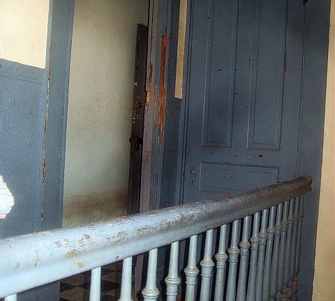 Upper stair hall