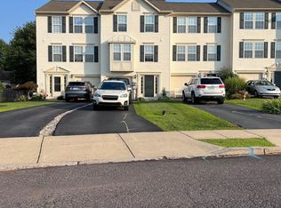 2702 Orchard View Rd, Reading, PA 19606