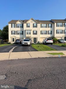 2702 Orchard View Rd, Reading, PA, 19606