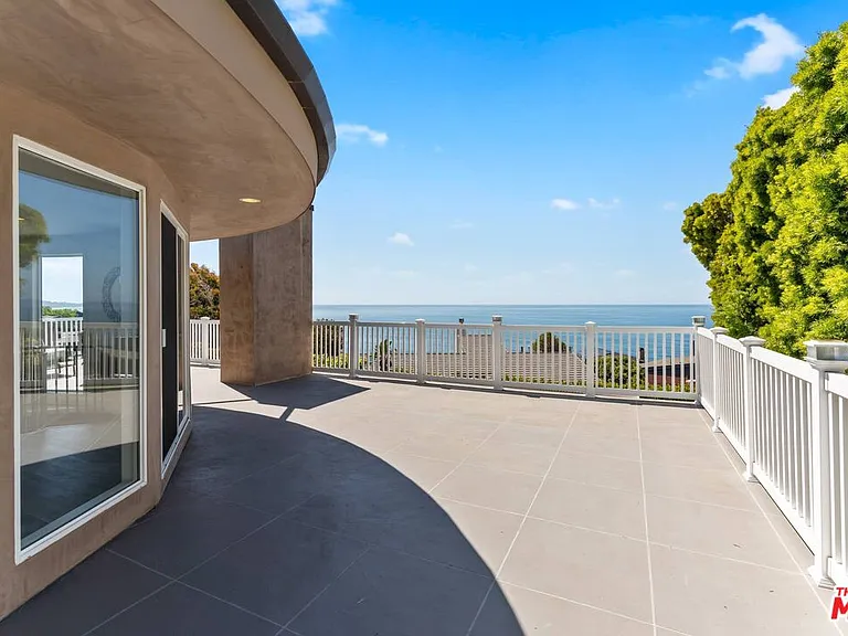31518 Broad Beach Rd — Photo 26