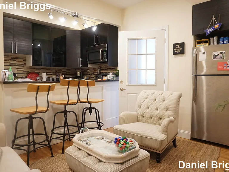 1801 Beacon St #6 — Photo 1