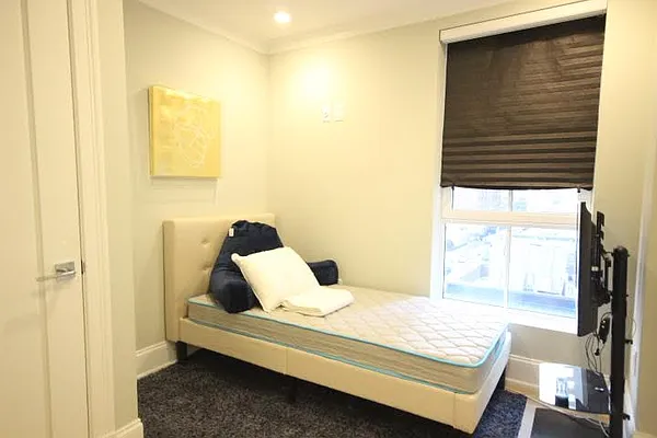 Rented by (Legacy) NY Quality Living Uptown | media 46