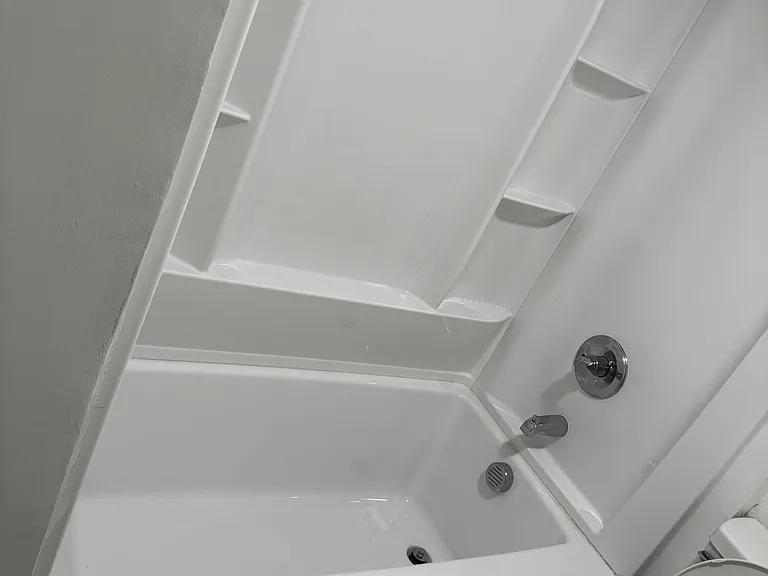 820 Paul St — Photo 5