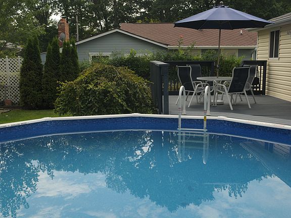House-Pool