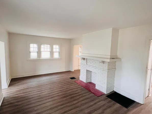1127 Vernon Dr, Dayton, OH 45402