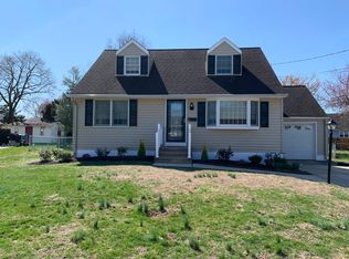 13 Doreen Rd, Hamilton, NJ 08690