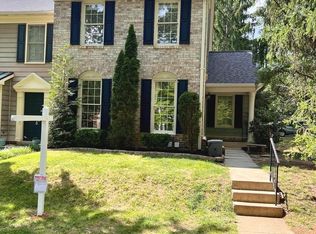 8527 Fountain Valley Dr, Montgomery Village, MD 20886