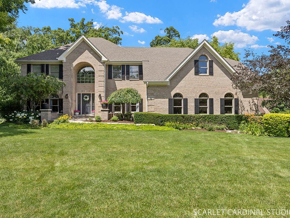 1st image of 1050 Aster Ln