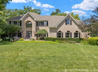 1050 Aster Ln, West Chicago, IL 60185