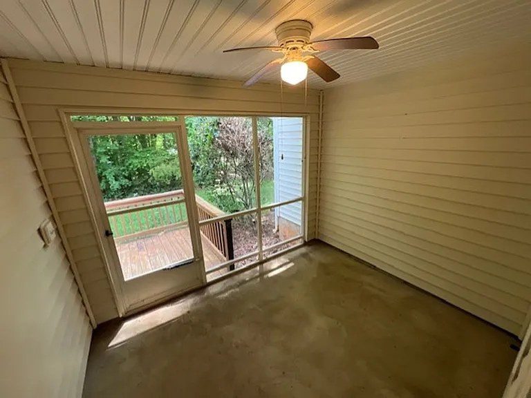 324 Faith Rd — Photo 13