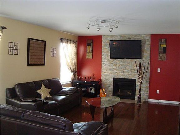 5th image of 3123 Peacock Cir