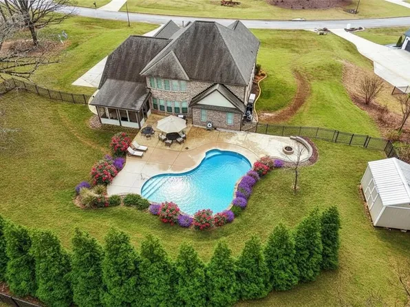 209 Enfield Ln, McDonough, GA 30252