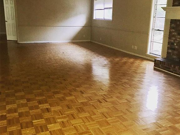 4th image of 1210 Forest Dr