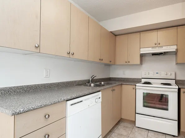 333 Sidney Belsey Cres #50123A-216, Toronto, ON M6M 0A2