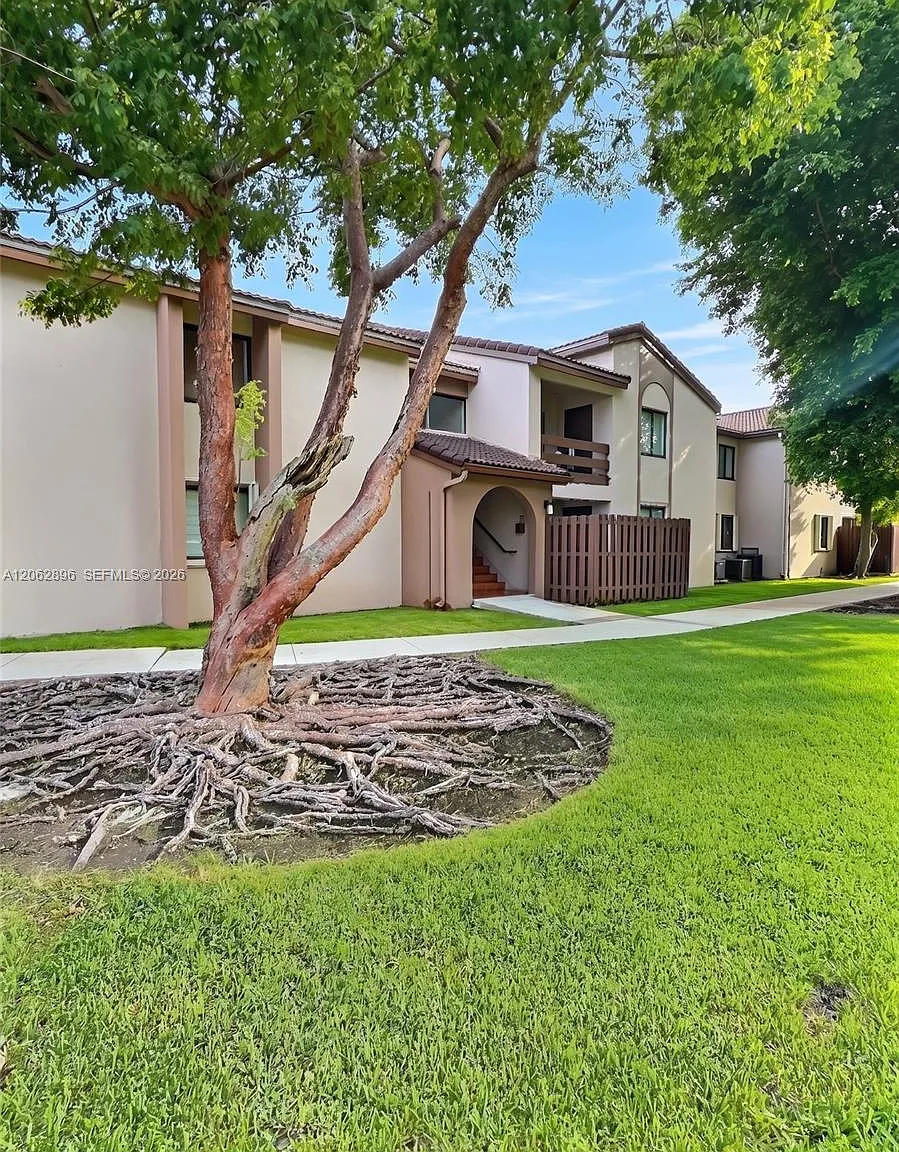 8999 SW 123rd Ct — Photo 1
