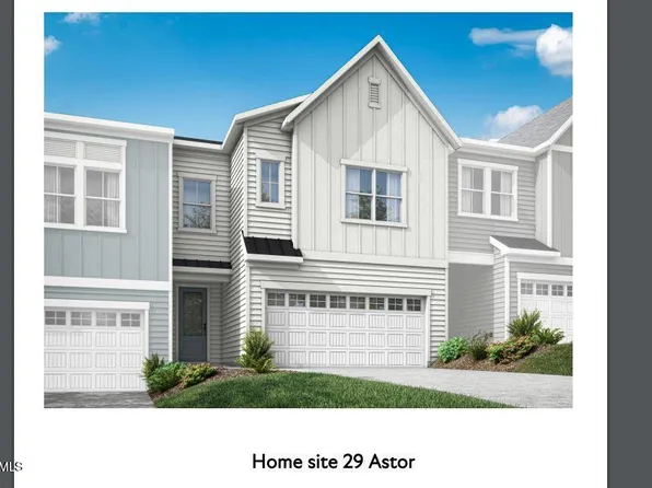 7824 Berry Crest Ave, Raleigh, NC 27617