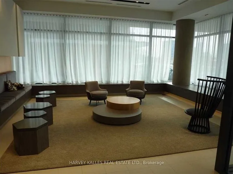128 Fairview Mall Dr #810 — Photo 6