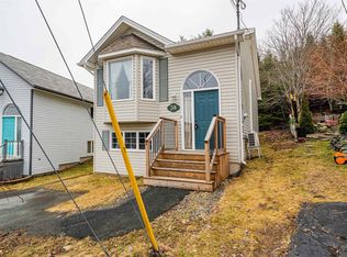 38 Bianca Ct, Halifax, NS B4E 3E2