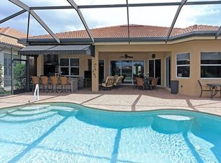 6073 Divot Ct, Naples, FL 34113