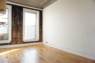 Rented by Rennit Inc.