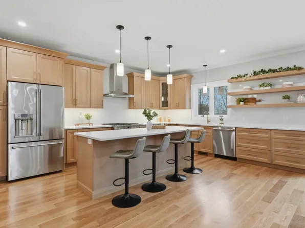124 Green St, Stoneham, MA 02180