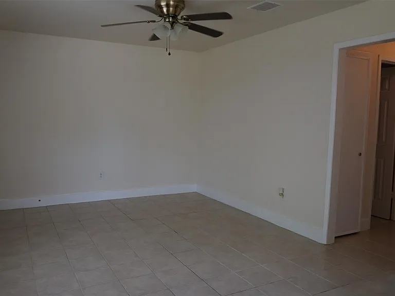 604 Wilson Rd #5 — Photo 8