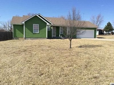207 N 5th St, Mayetta, KS, 66509
