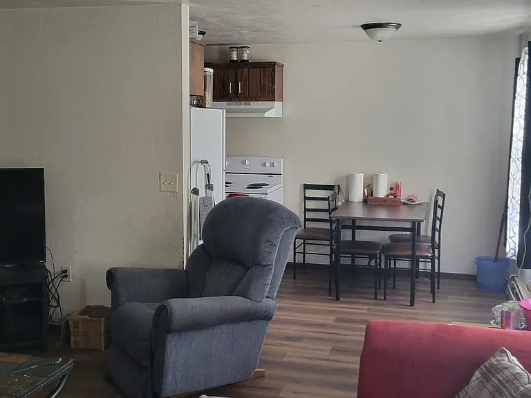 722 Mather St #1 — Photo 7