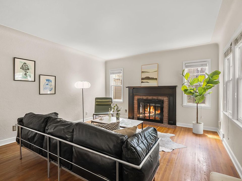 あんそにー 2633 Anthony Ct, Easton, PA 18045 | Zillow