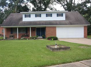 516 Heatherwood Dr, Jackson, MS 39212