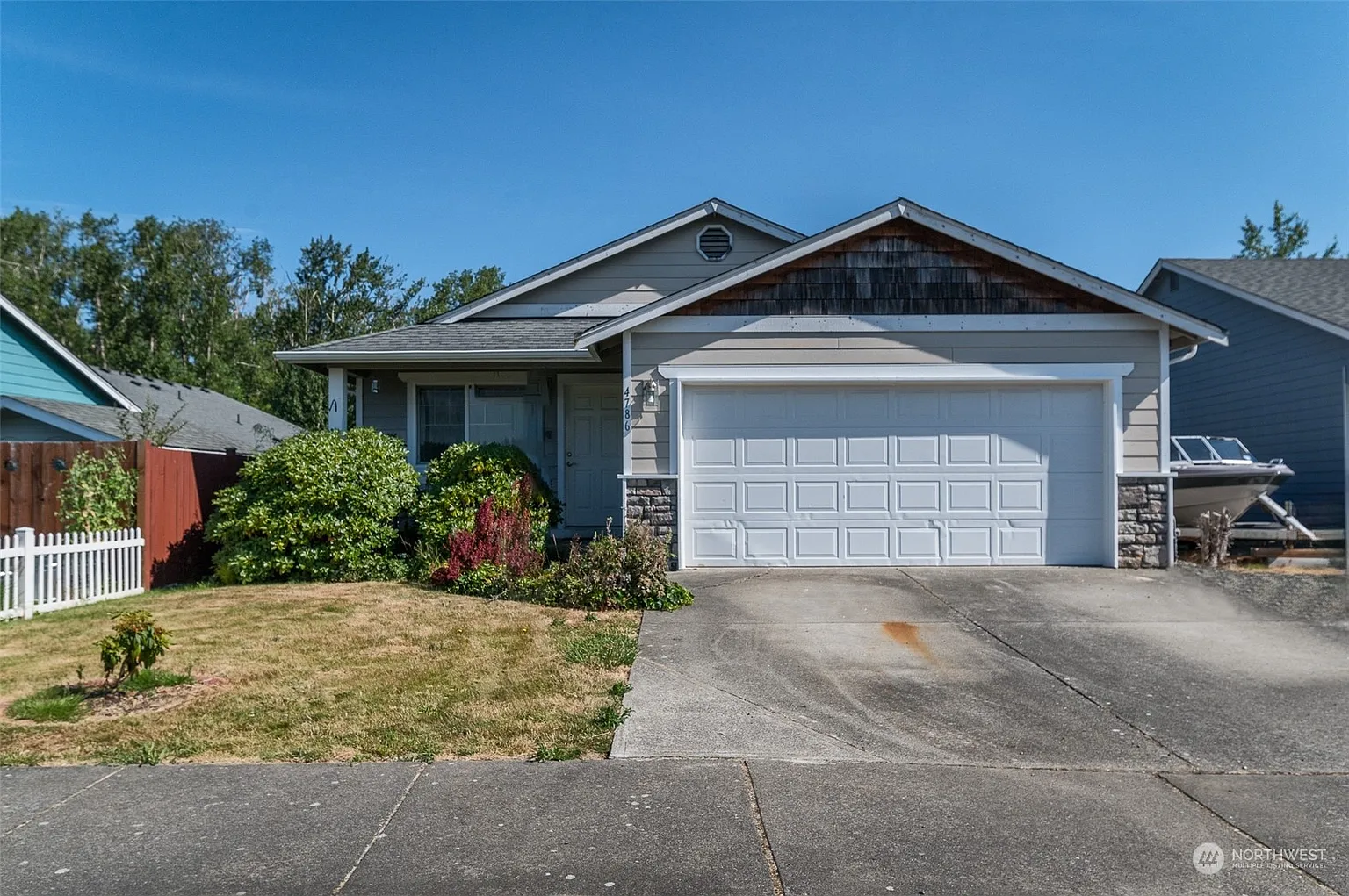 4786 Abalone Way photo 1