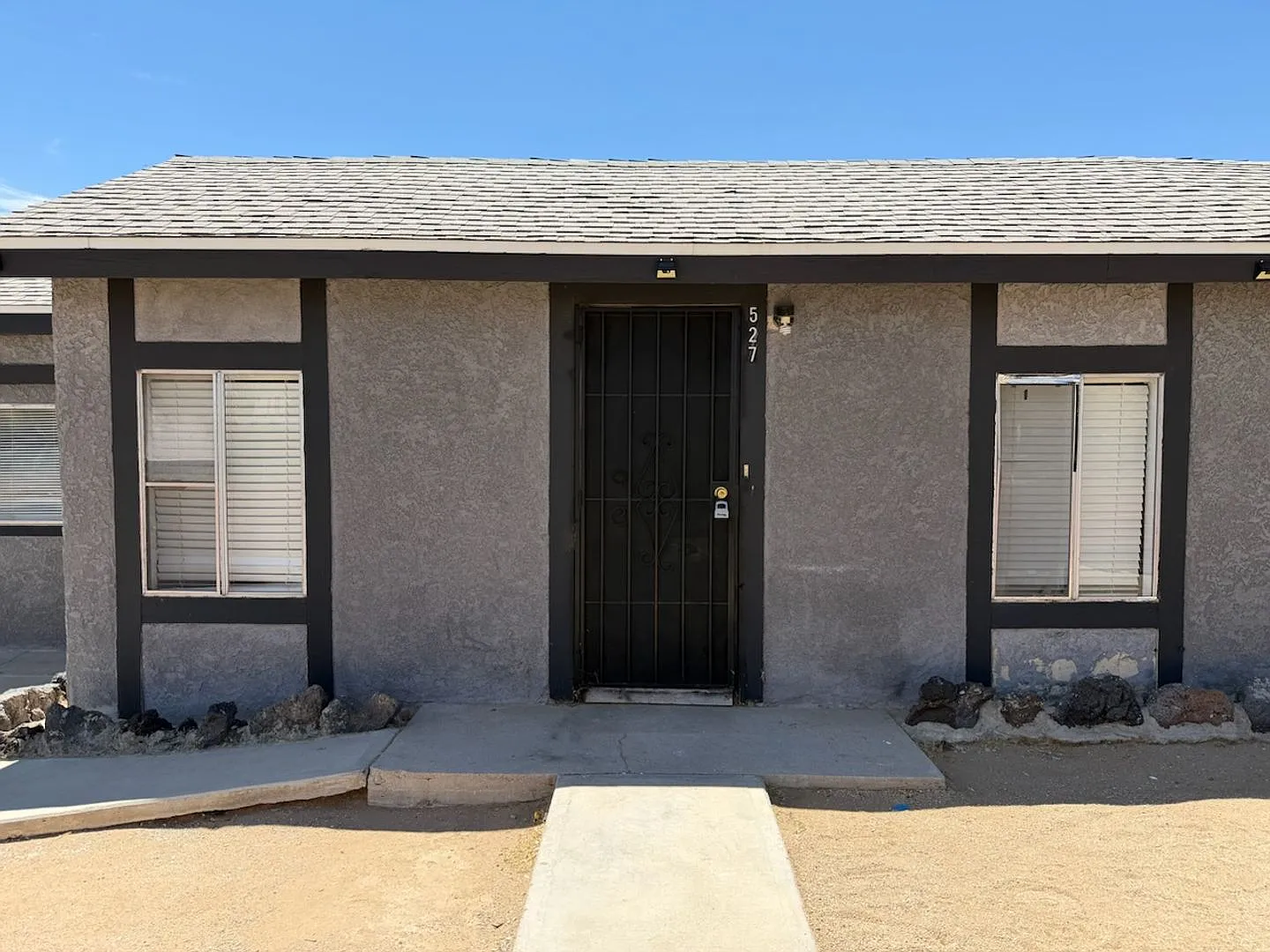 527 W. Wilson Ave. — Photo 2