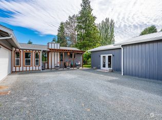 5141 Graveline Rd, Bellingham, WA