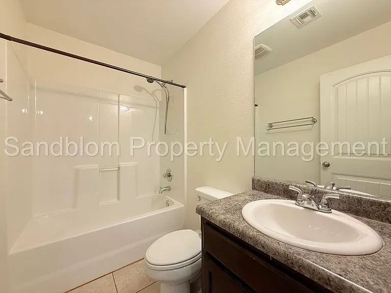 3912 W 104th Ct S — Photo 18