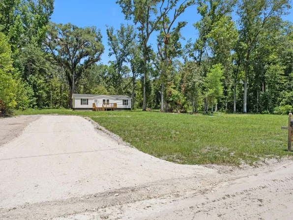 1339 SW Central Ter, Fort White, FL 32038
