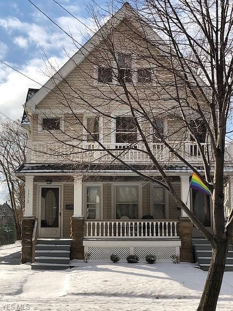 1st image of 1370 Saint Charles Ave #Up
