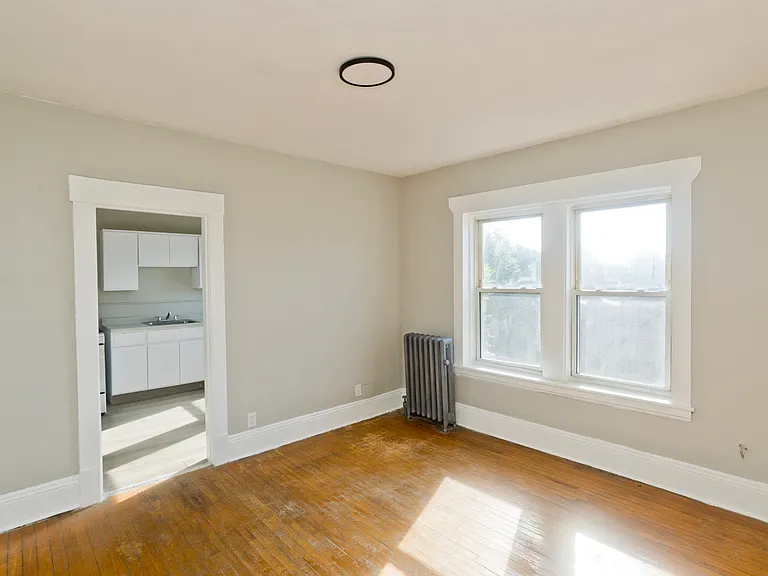 201 Dickinson St #6 — Photo 10