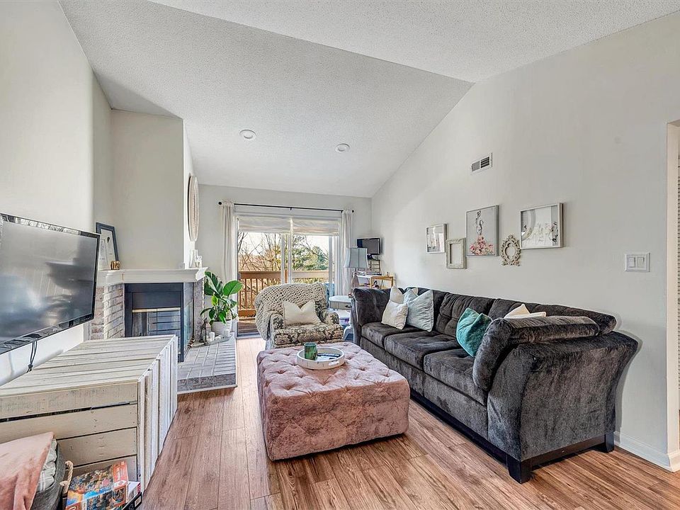 Arrowhead Condominiums 2818 Par Valley Ct Saint Louis MO Zillow