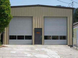 669 Locust St, Garberville, CA 95542