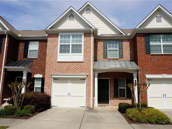 5682 Lawley Dr, Johns Creek, GA 30022