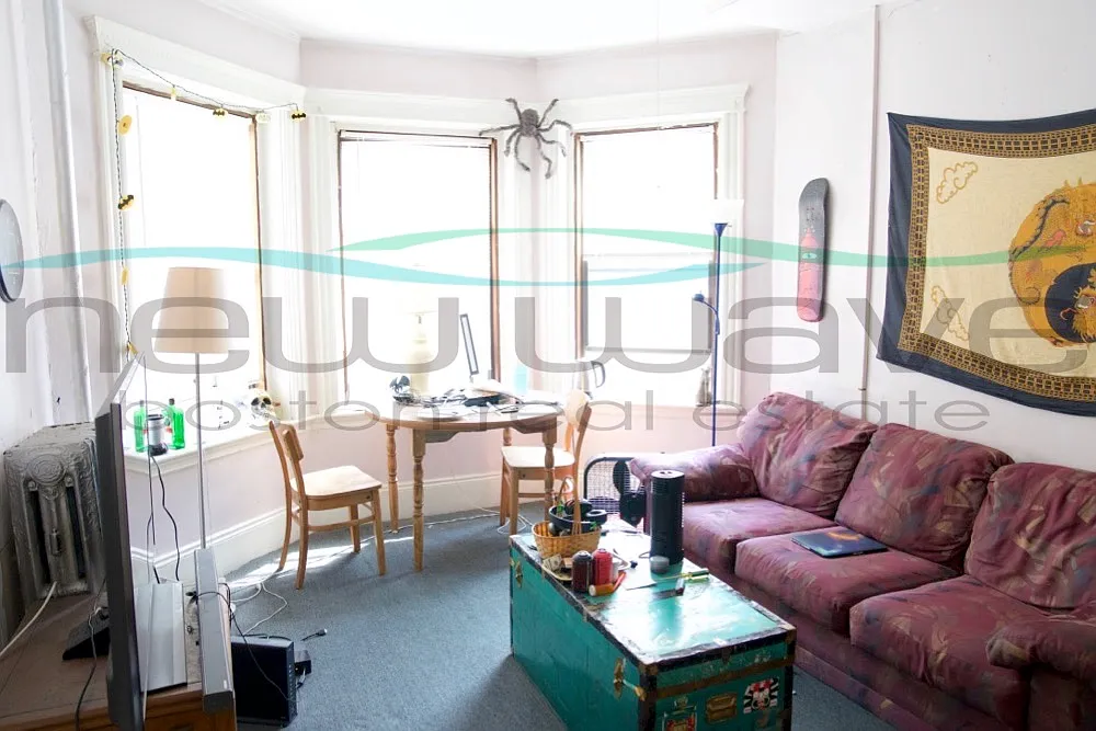 2 bed, 800 sqft, $3,600 — Photo 3