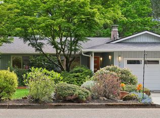 17500 Hill Way, Lake Oswego, OR 97035